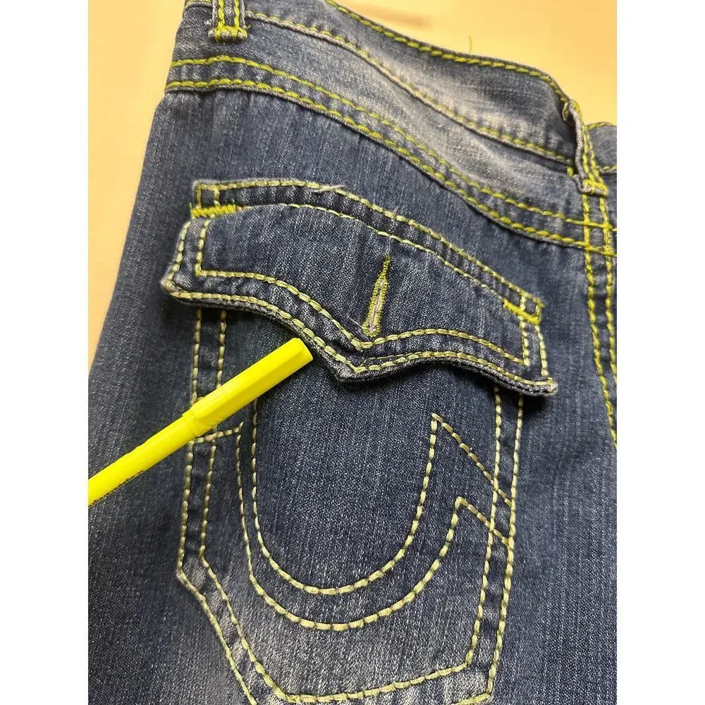 Authentic True Religion Mens Jeans Green Stitch y2k Medium Wash Size 40 FLAWED